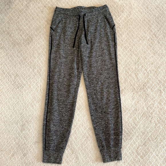 Lululemon Ready to Rulu Fleece Jogger - small, heathered black - Picture 3 of 6